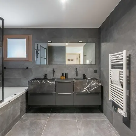 Quintessence - Apt B303 -